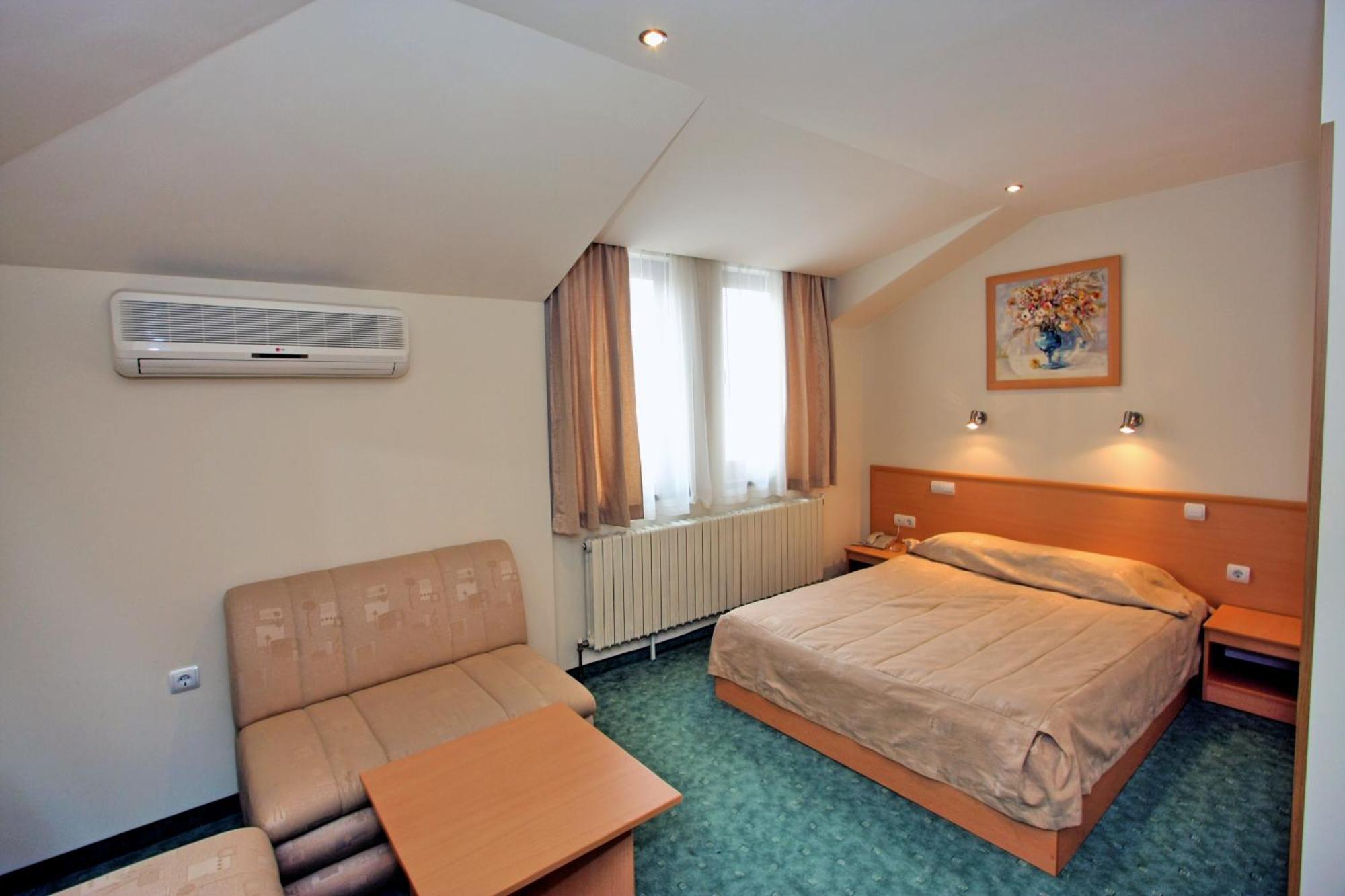 Tangra Hotel Stara Zagora Zewnętrze zdjęcie